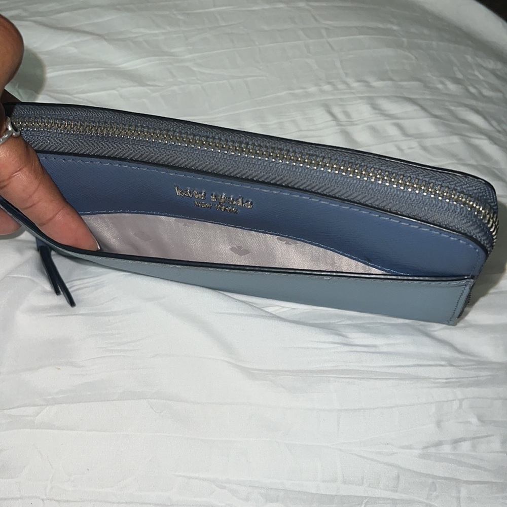 Kate Spade wallet - Picture 7 of 8